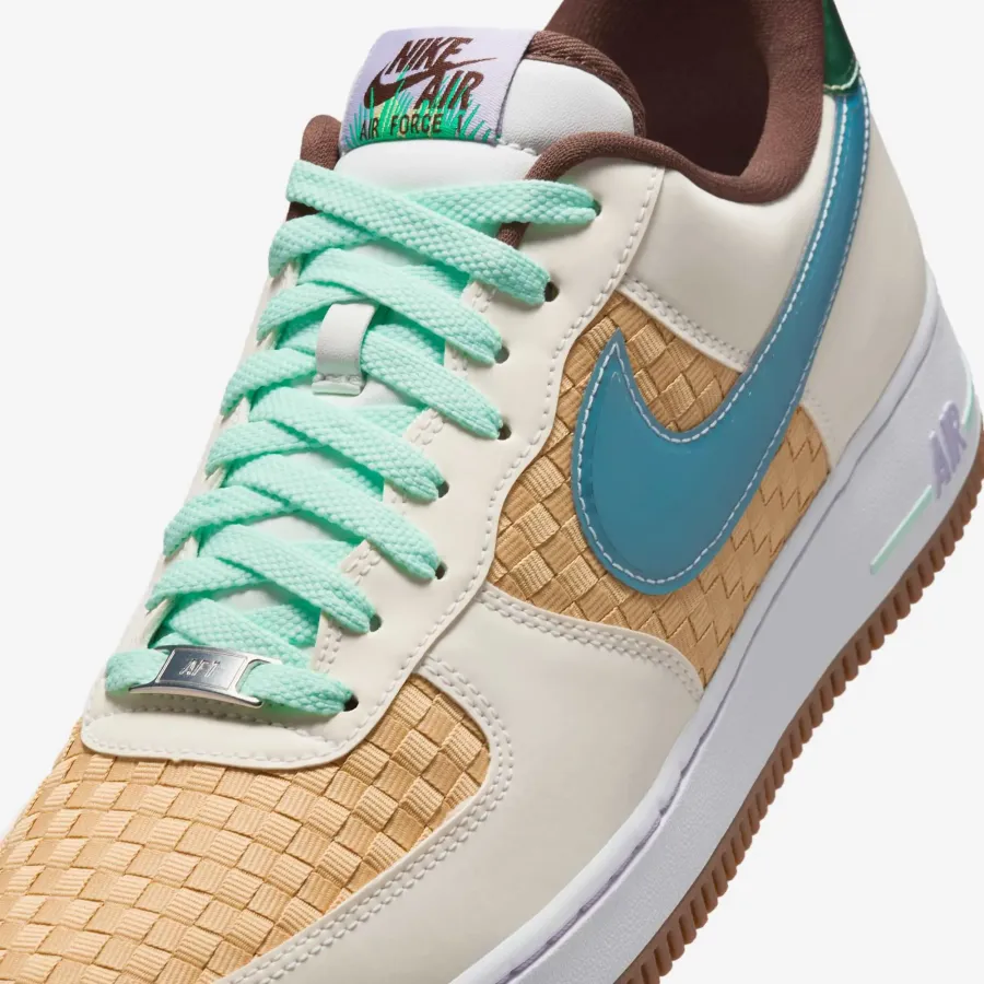 Кросівки Nike Air Force 1 Low Retro IB5722-100