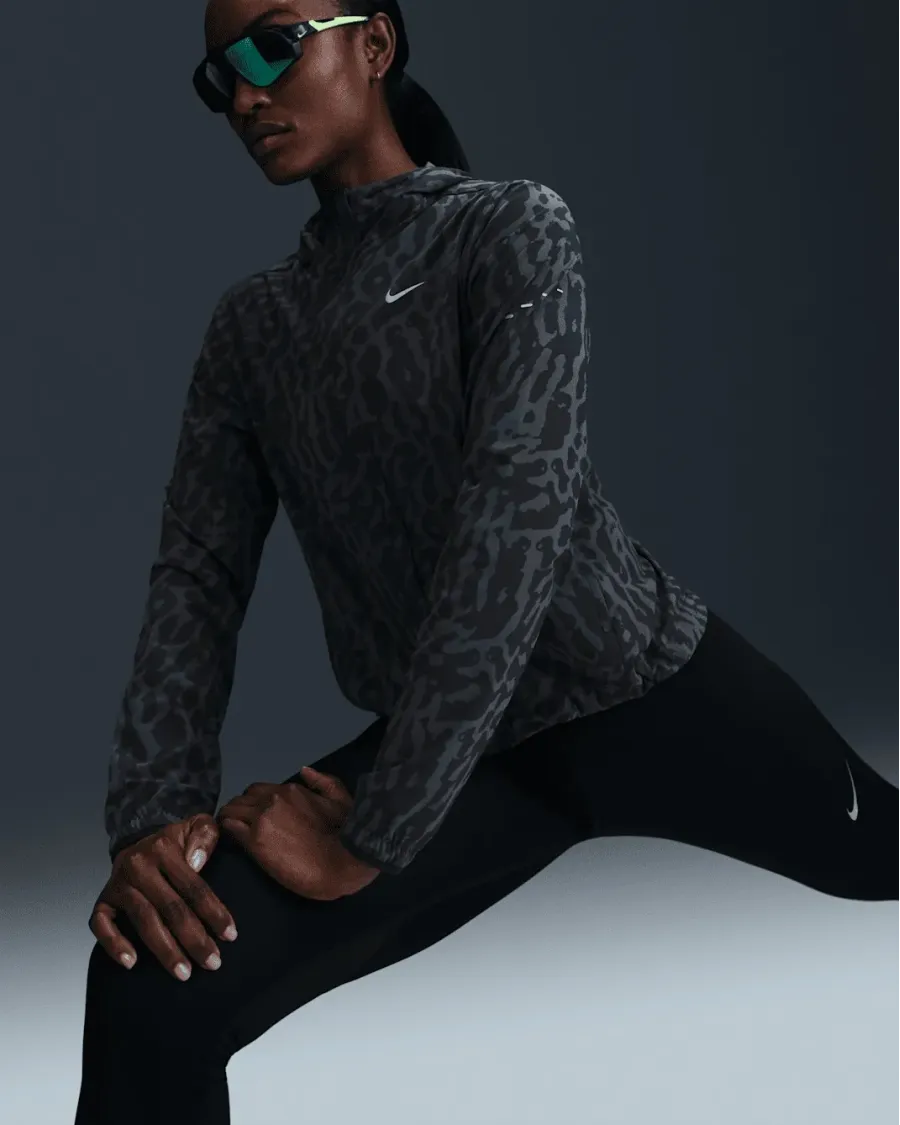 Куртка Nike Swift Dri-FIT Packable Running IB5844-010