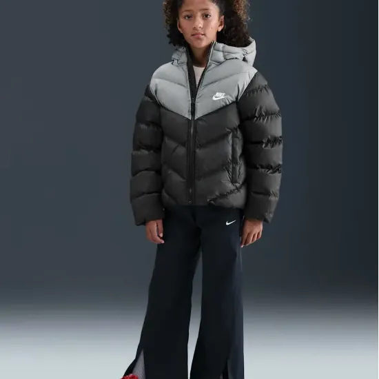 Куртка Nike Sportswear All Day Play Therma-FIT Puffer IB6164-010