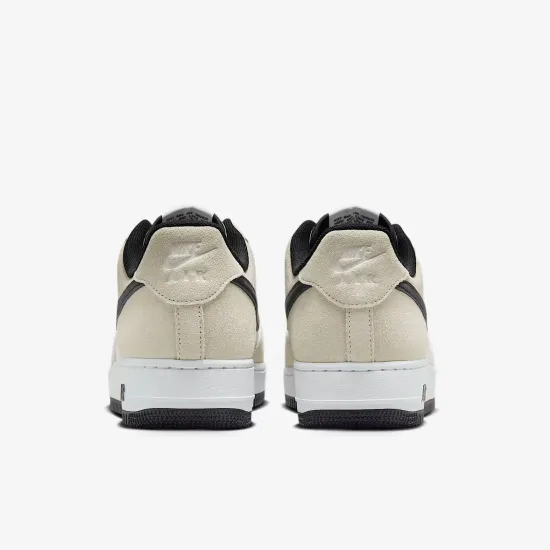 Кросівки Nike Air Force 1 Low ’07 LV8 IB6388-100