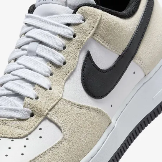 Кросівки Nike Air Force 1 Low ’07 LV8 IB6388-100