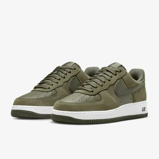 Кросівки Nike Air Force 1 Low ’07 LV8 IB6388-200