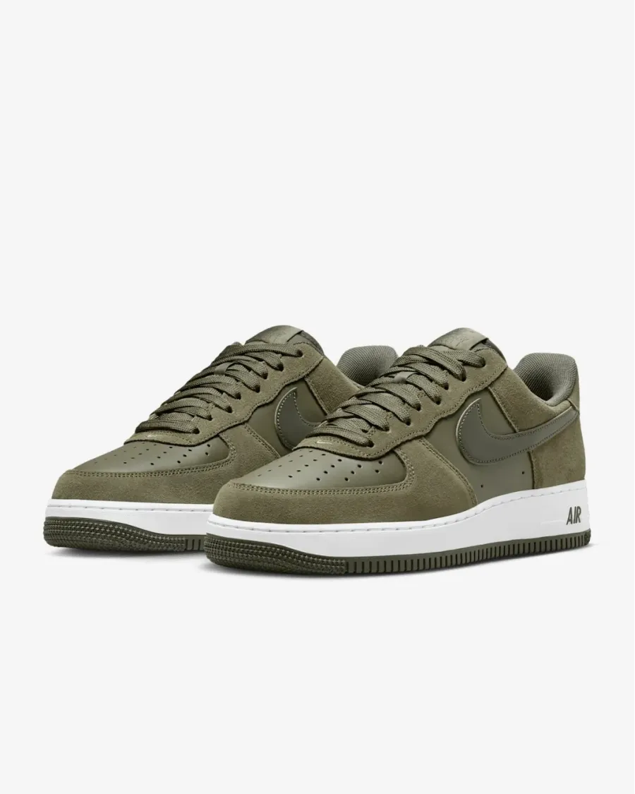 Кросівки Nike Air Force 1 Low ’07 LV8 IB6388-200