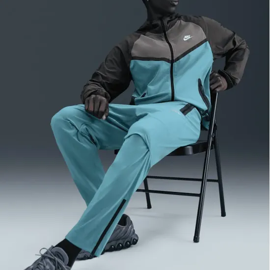 Штани Nike Tech Woven Open-Hem Trousers IB6663-006
