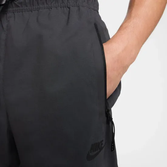 Штани Nike Tech Woven Open-Hem Trousers IB6663-060