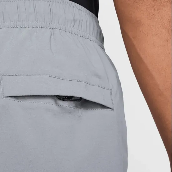 Штани Nike Tech Woven Open-Hem Trousers IB6663-065