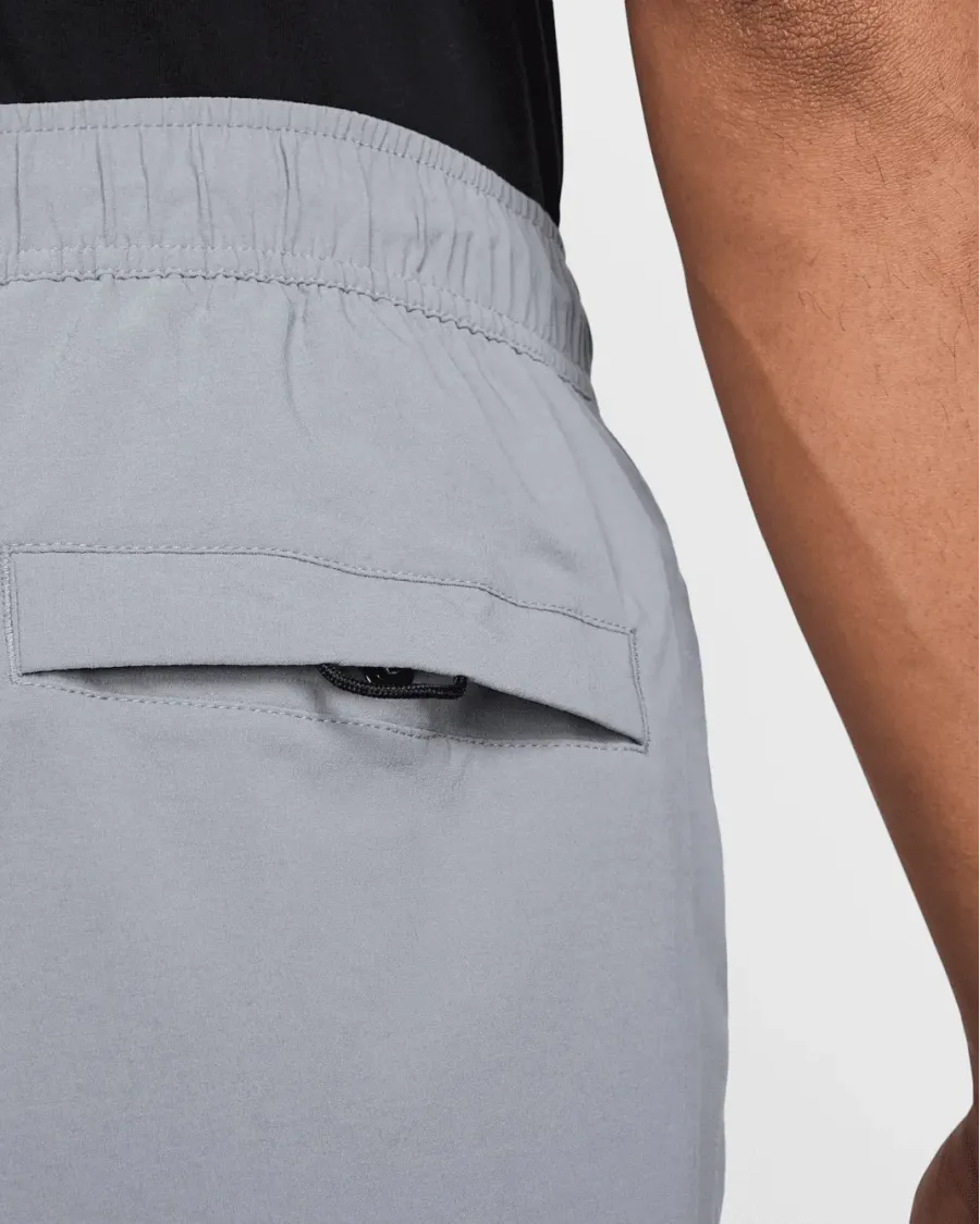 Штани Nike Tech Woven Open-Hem Trousers IB6663-065