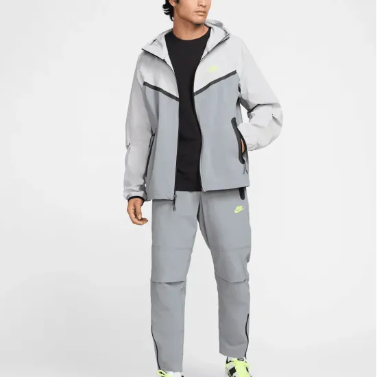 Штани Nike Tech Woven Open-Hem Trousers IB6663-065