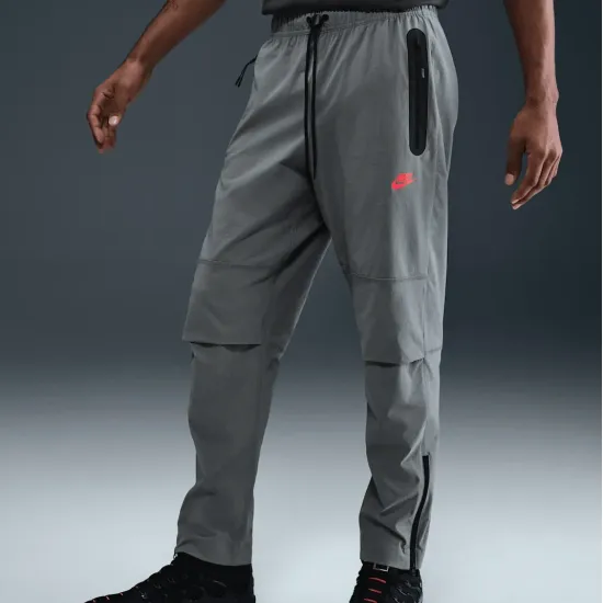 Штани Nike Tech Woven Open-Hem Trousers IB6663-084