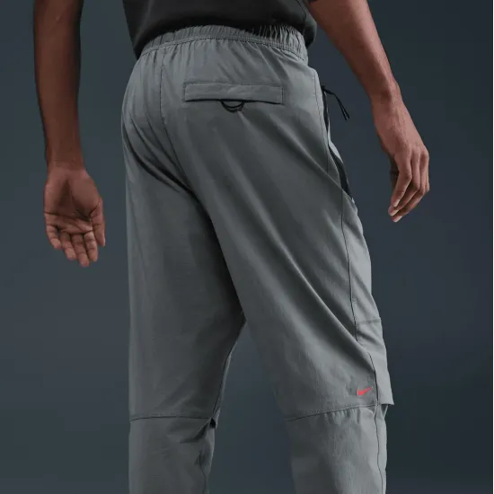 Штани Nike Tech Woven Open-Hem Trousers IB6663-084