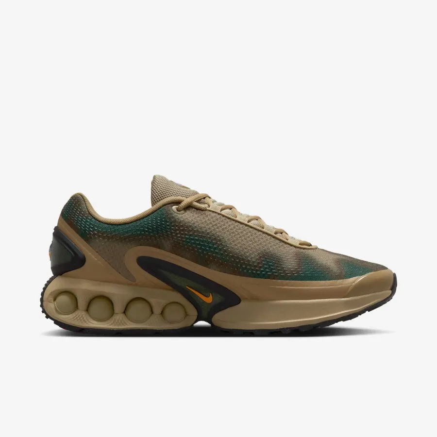 Кросівки Nike Air Max DN IB7025-200