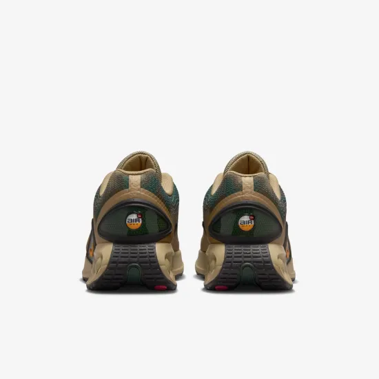 Кросівки Nike Air Max DN IB7025-200