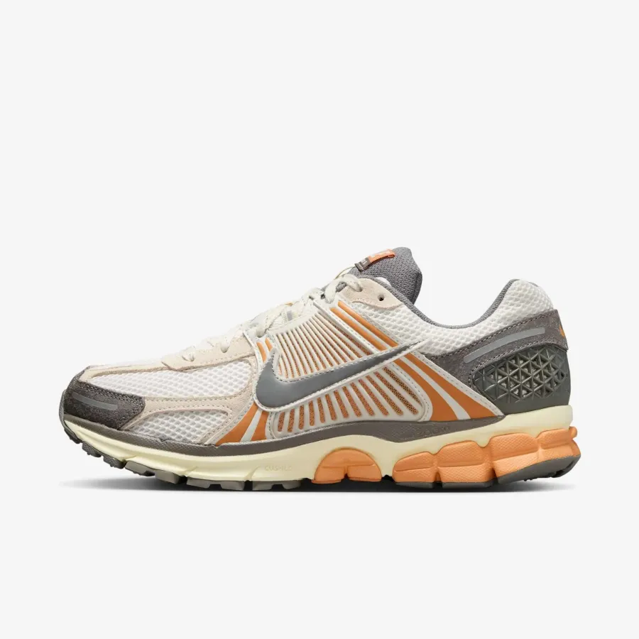 Кросівки Nike Air Zoom Vomero 5 IB7469-030