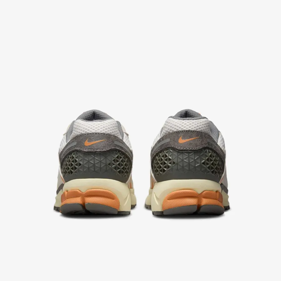 Кросівки Nike Air Zoom Vomero 5 IB7469-030