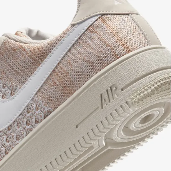 Кросівки Nike Air Force 1 Flyknit 2.0 IB7675-001