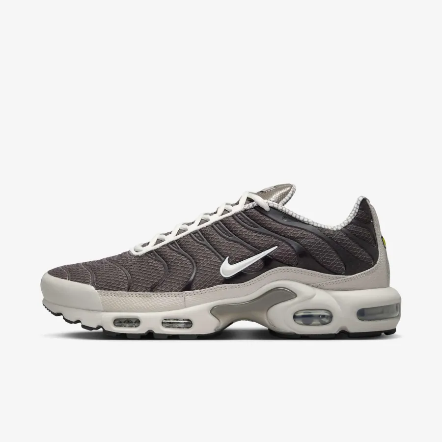 Кросівки Nike Air Max Plus IB7679-200