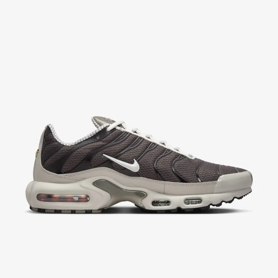 Кросівки Nike Air Max Plus IB7679-200