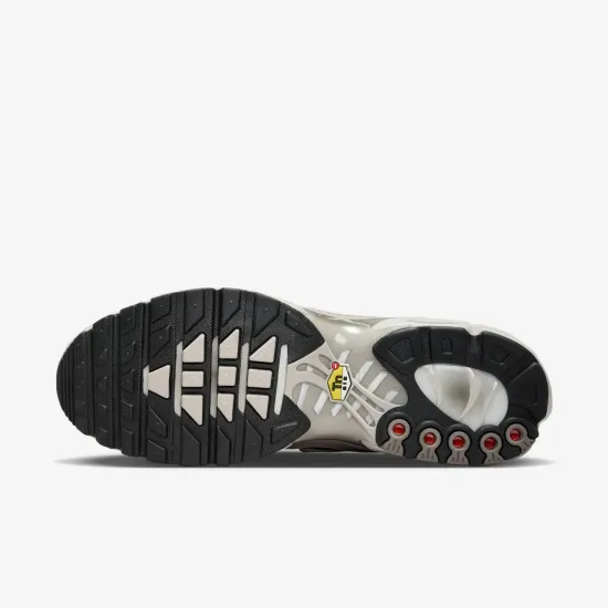 Кросівки Nike Air Max Plus IB7679-200