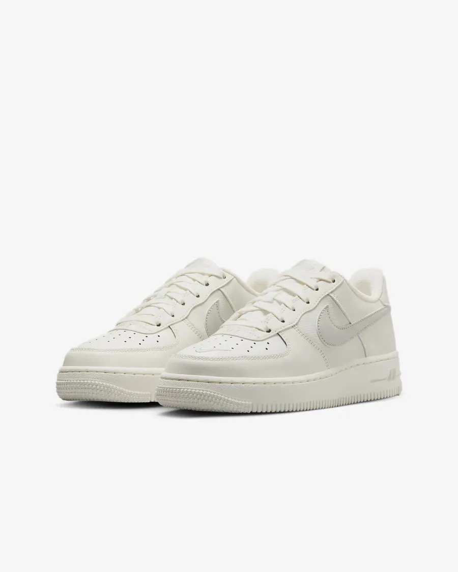 Кросівки Nike Air Force 1 Low IB7688-100