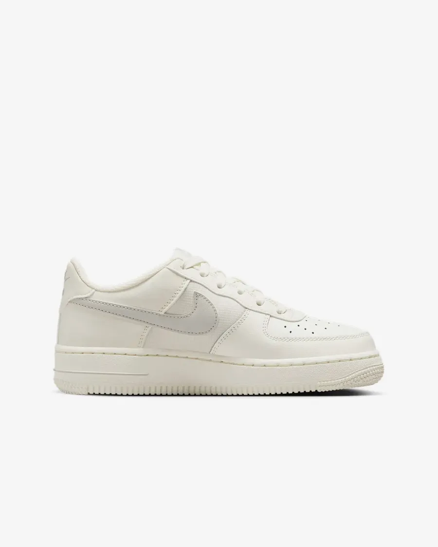 Кросівки Nike Air Force 1 Low IB7688-100