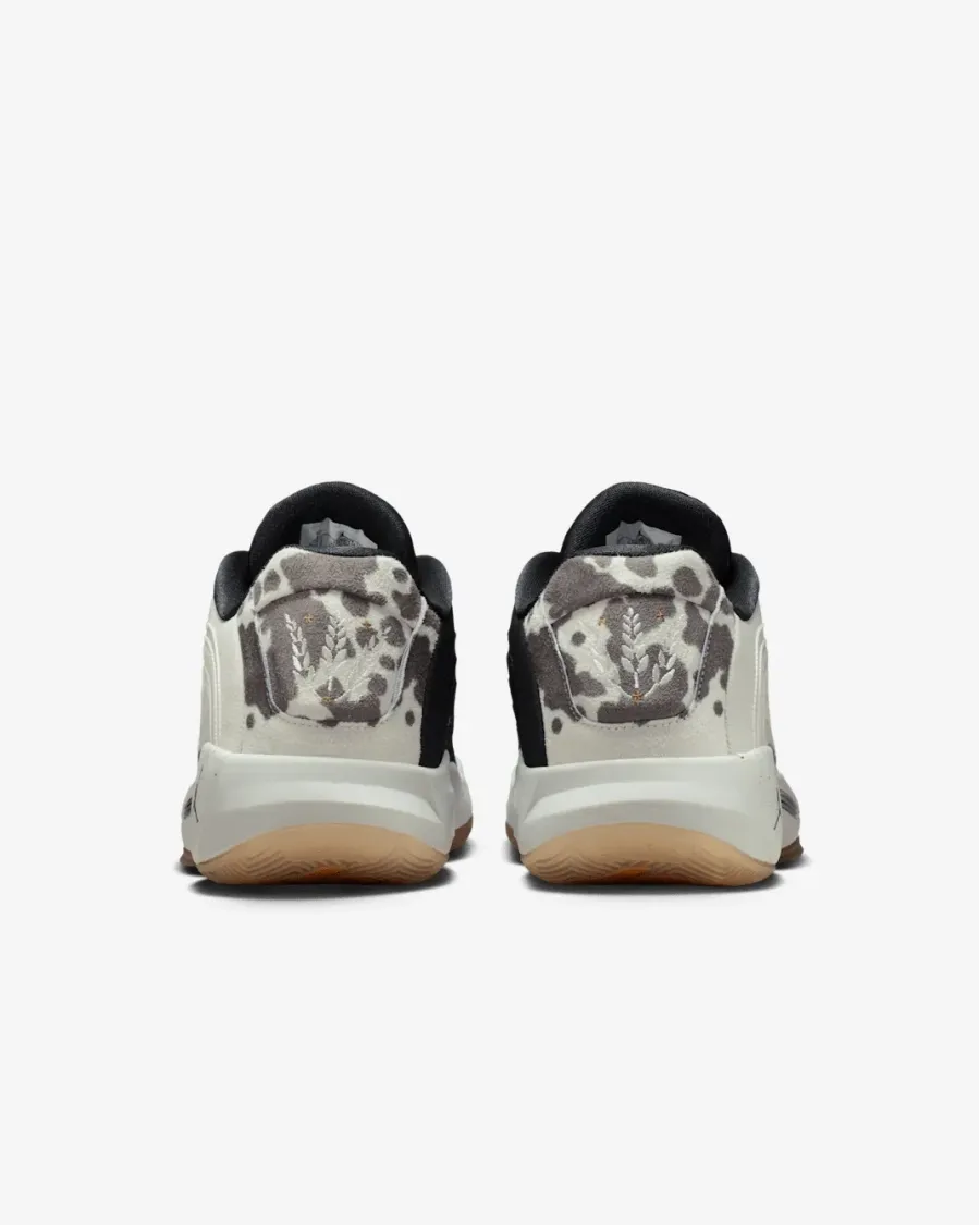 Кросівки Nike Air Jordan Luka 4 IB7903-100