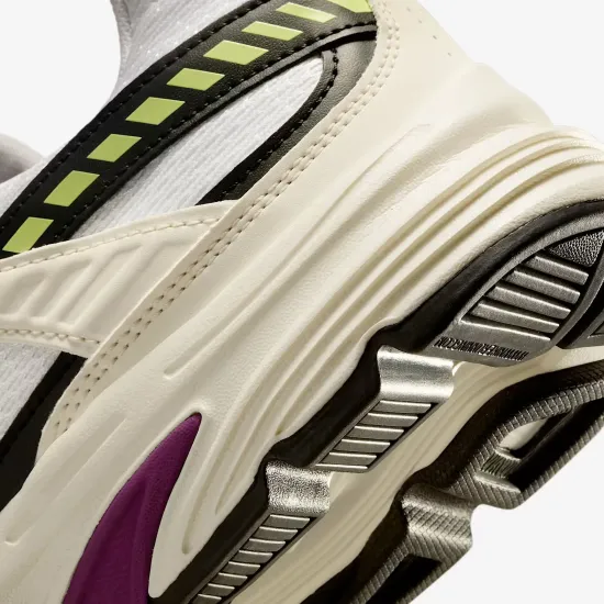 Кросівки Nike Initiator IB8913-100