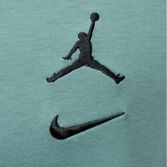 Футболка Nike Air Jordan Flight MVP Crew IB8914-309