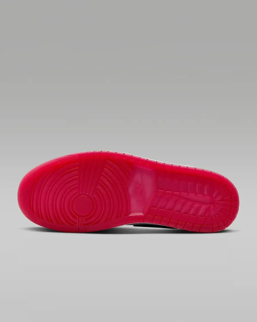 Кросівки Nike Air Jordan 1 Low SE IB8971-106