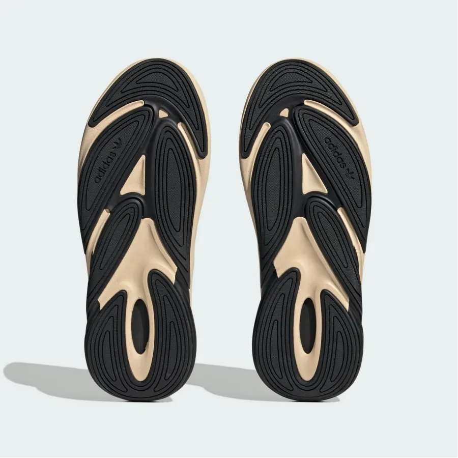 Кросівки Adidas Ozelia IE2000