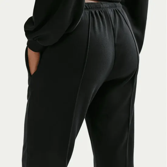 Штани Nike Sportswear Chill Fleece IF0232-010