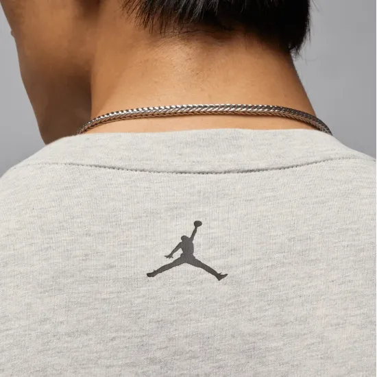Футболка Nike Air Jordan Comic IF0784-050