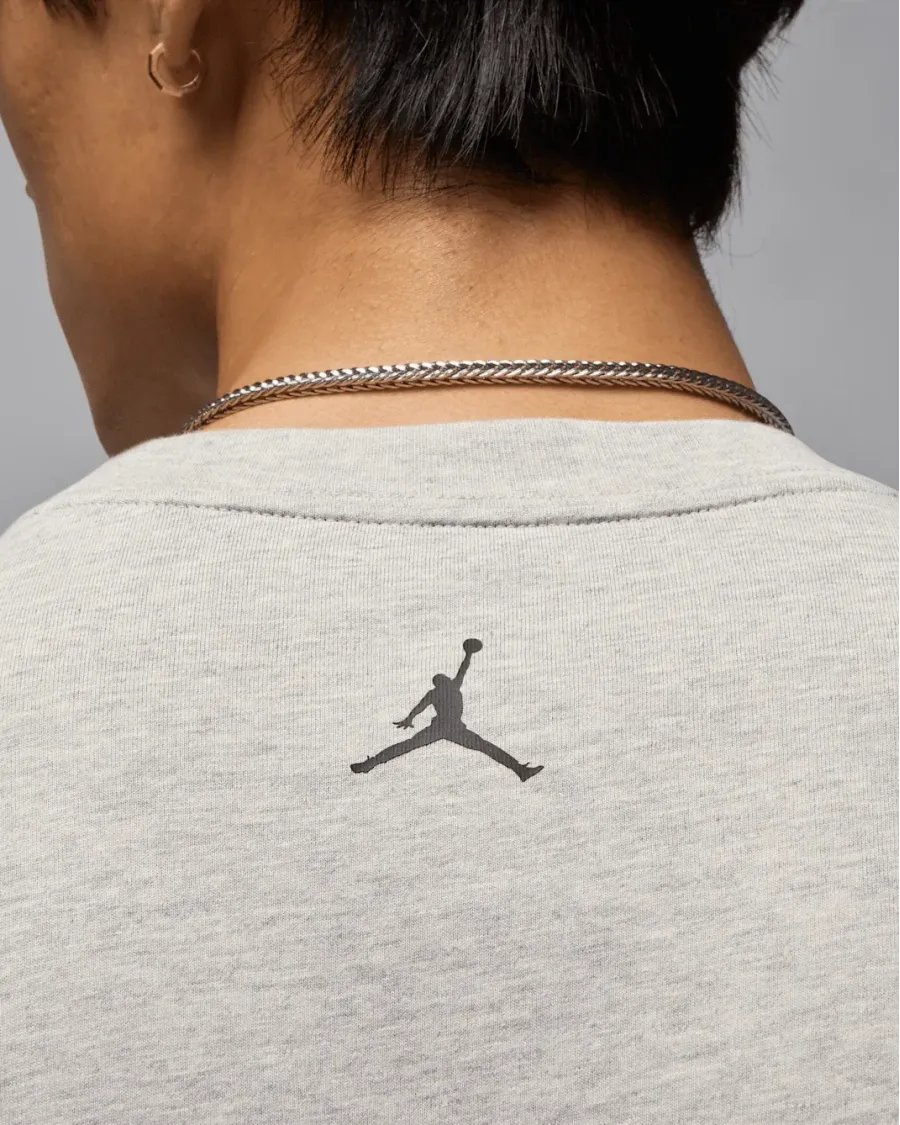 Футболка Nike Air Jordan Comic IF0784-050