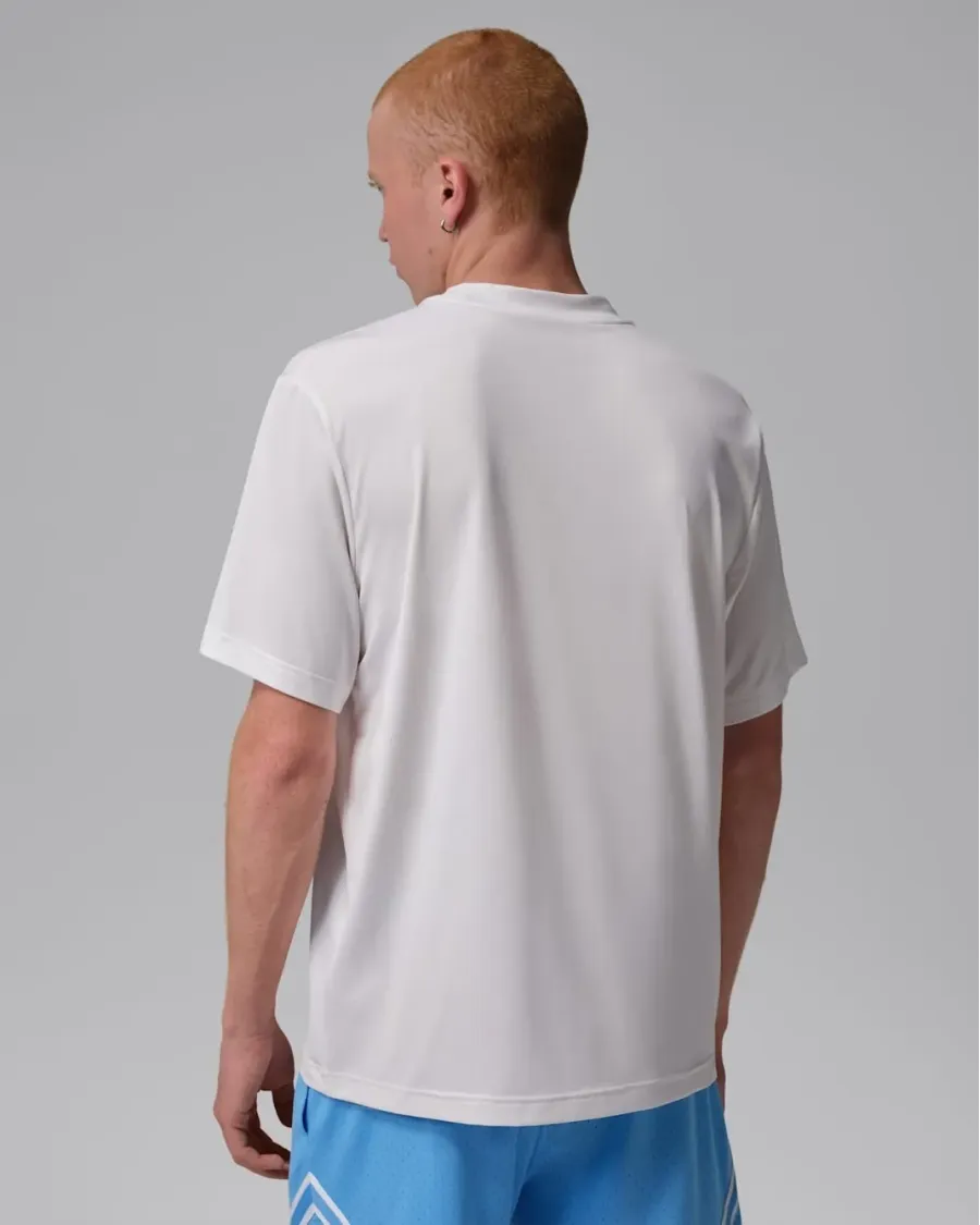 Футболка Nike Air Jordan Sport Essentials Dri-FIT Short-Sleeve Top IF0882-100