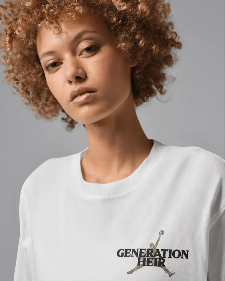 Футболка Nike Air Jordan Sport Dri-FIT Graphic Tee IF2221-100