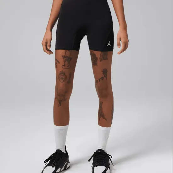 Шорти Nike Air Jordan Sport Essentials Dri-FIT High-Waisted 5