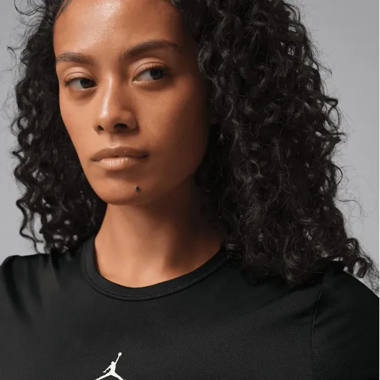 Футболка Nike Air Jordan Sport Essentials Dri-FIT IF2354-010