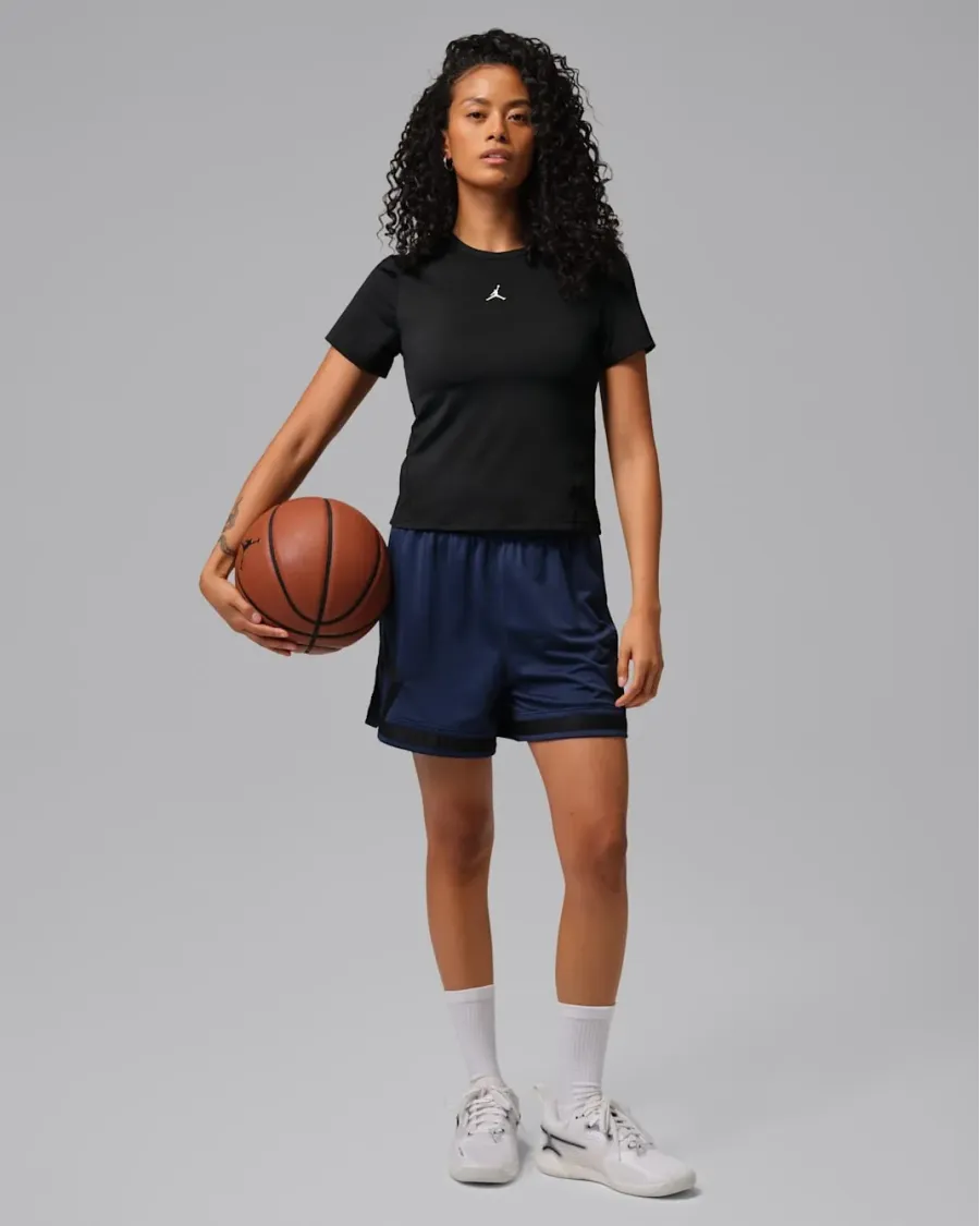 Футболка Nike Air Jordan Sport Essentials Dri-FIT IF2354-010