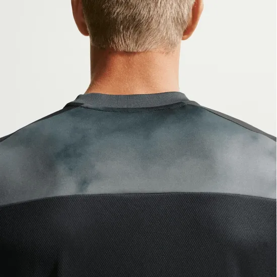Футболка Nike Academy+ Dri-FIT IF2549-010