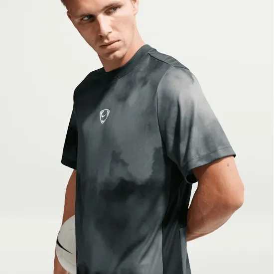Футболка Nike Academy+ Dri-FIT IF2549-010
