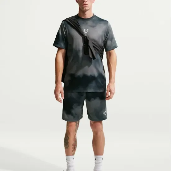 Шорти Nike Academy+ Dri-FIT IF2551-010
