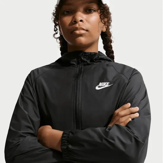 Куртка Nike Sportswear Windrunner Repel IF2821-010