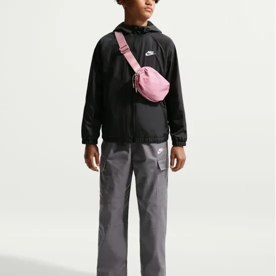 Куртка Nike Sportswear Windrunner Repel IF2821-010