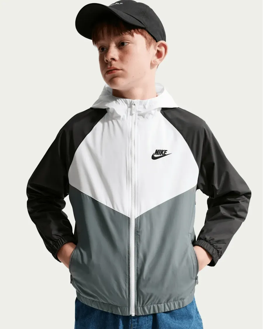 Куртка Nike Sportswear Windrunner Repel IF2821-100