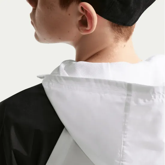 Куртка Nike Sportswear Windrunner Repel IF2821-100