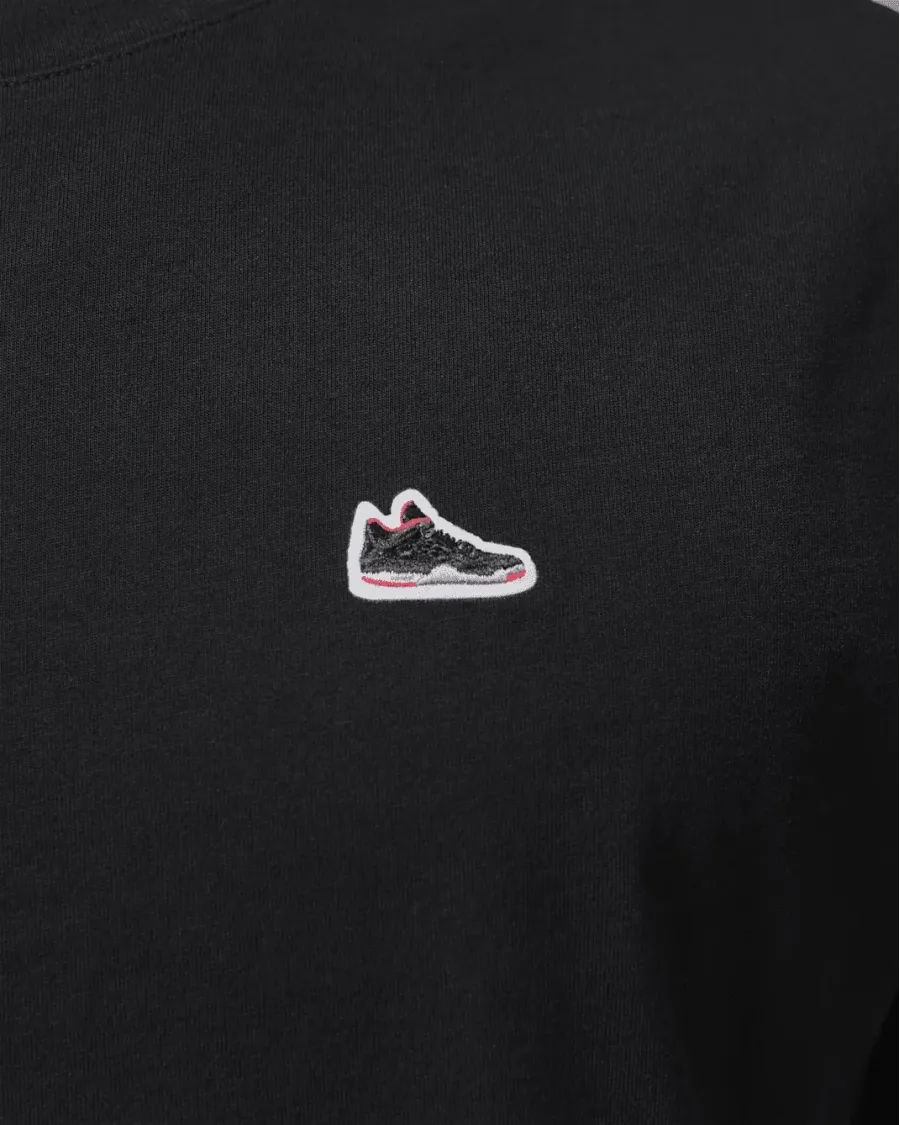 Футболка Nike Air Jordan Sneaker Patch IF3107-010