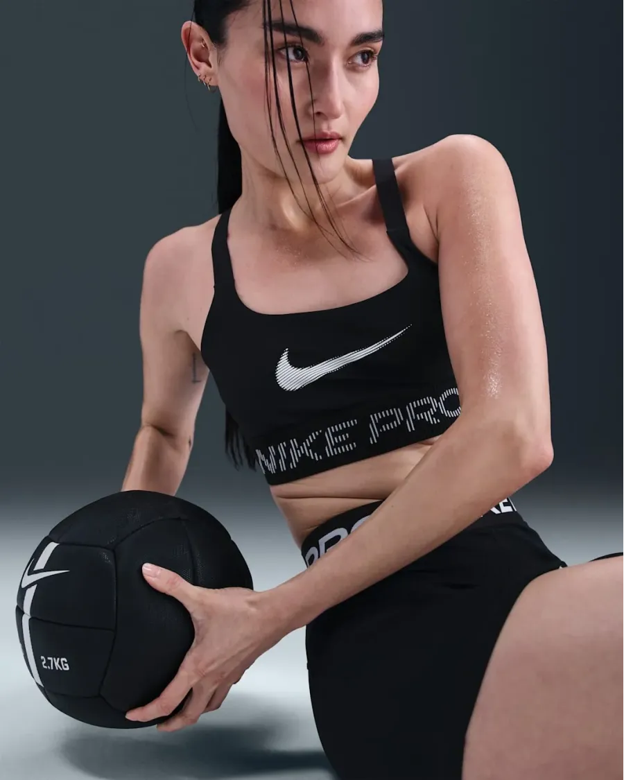 Топ Nike Pro Light-Support Non-Padded IF3973-010