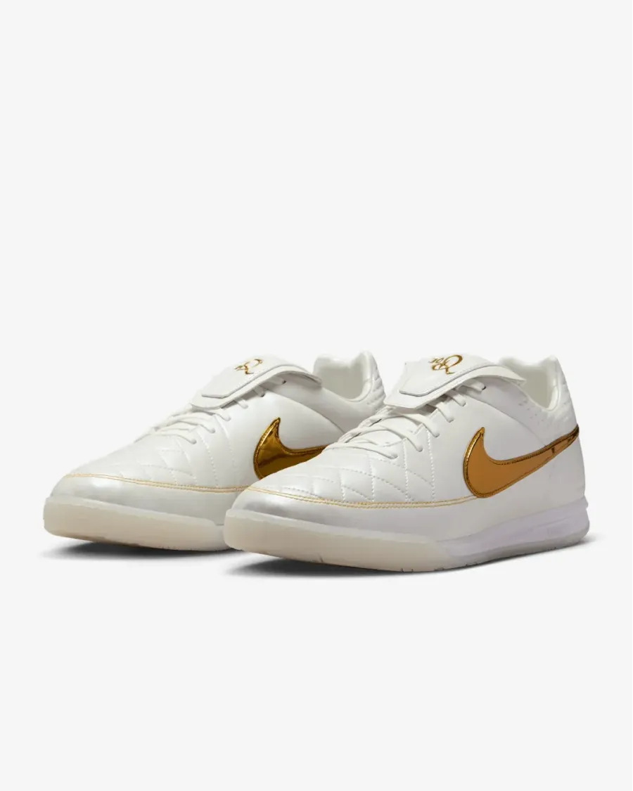 Футзалки Nike Tiempo Legend SE IC IF4389-100