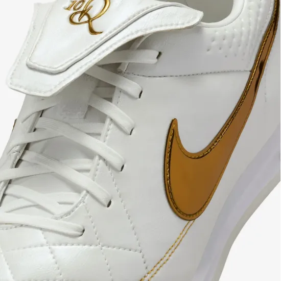 Футзалки Nike Tiempo Legend SE IC IF4389-100
