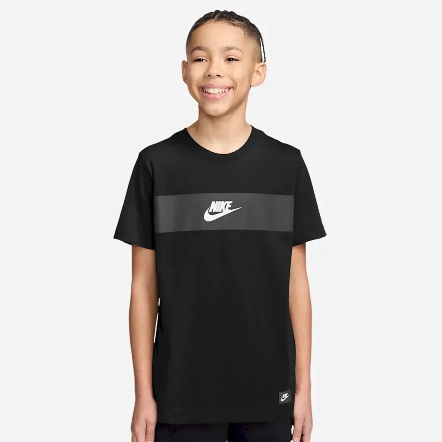 Футболка Nike Sportswear IF5957-011
