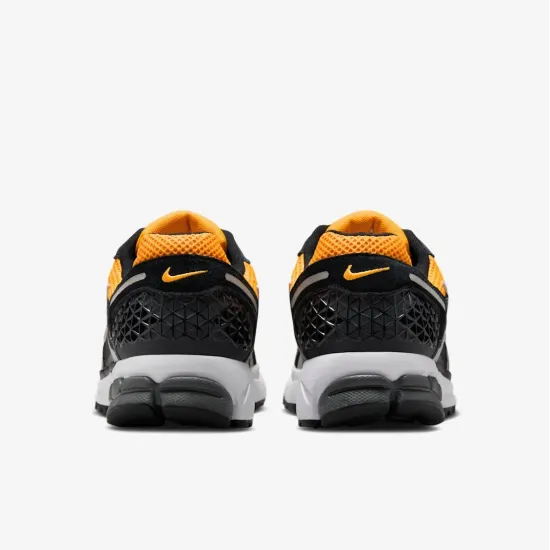 Кросівки Nike Zoom Vomero 5 HV2527-002 IF6211-700
